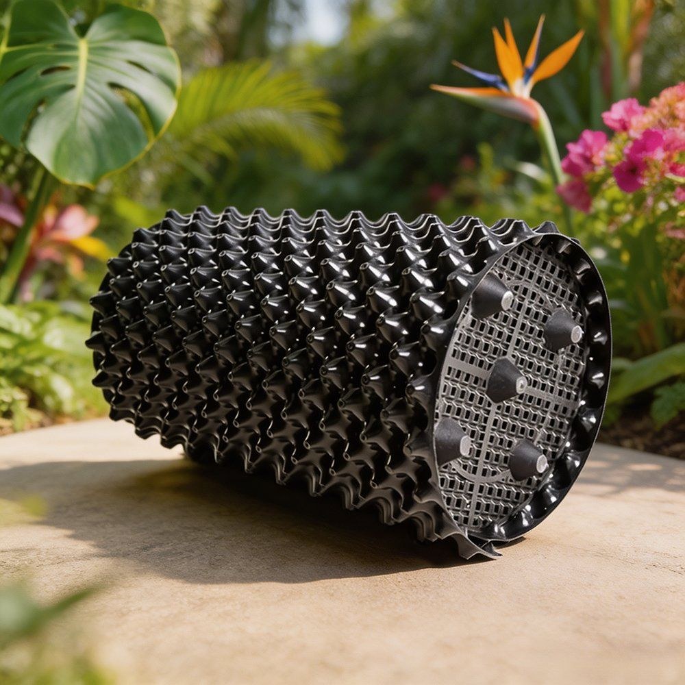 air pruning pot on its side showing the base grid structure
