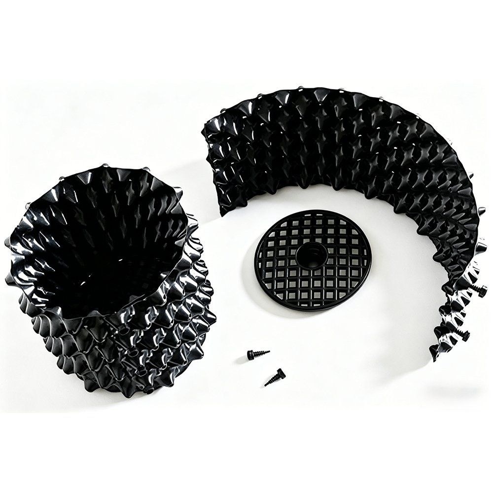 air pruning pot kit with panel, base plate and screws laid out