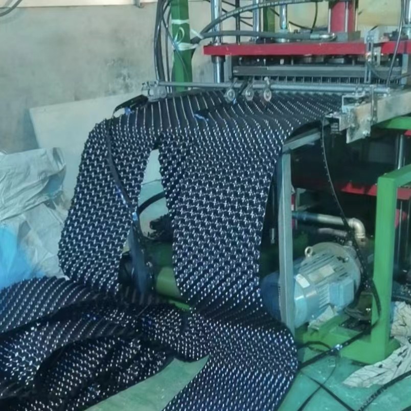 production line forming air pruning container panels