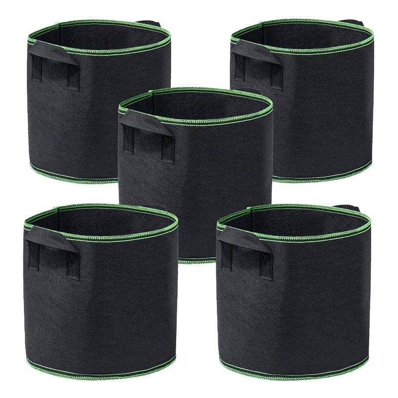 black grow bags with green bound rims shown across the size range